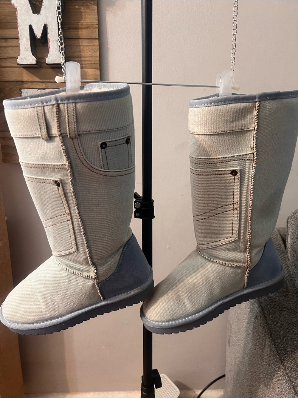 👢 Fashion Nova light blue denim with plush faux fur knee boots size 7.5 women